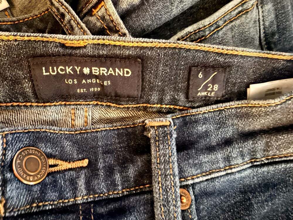 Lucky Brand Ankle Jeans Dark Wash Size 6/28 Five Pocket Skinny Ankle Cut - Picture 5 of 5
